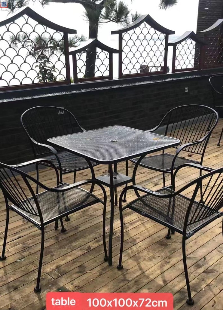 Elevating Outdoor Living: The Timeless Allure of Decon Designs